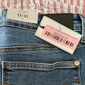 Judy Blue Soft Barrel Leg Jeans in Classic Blue